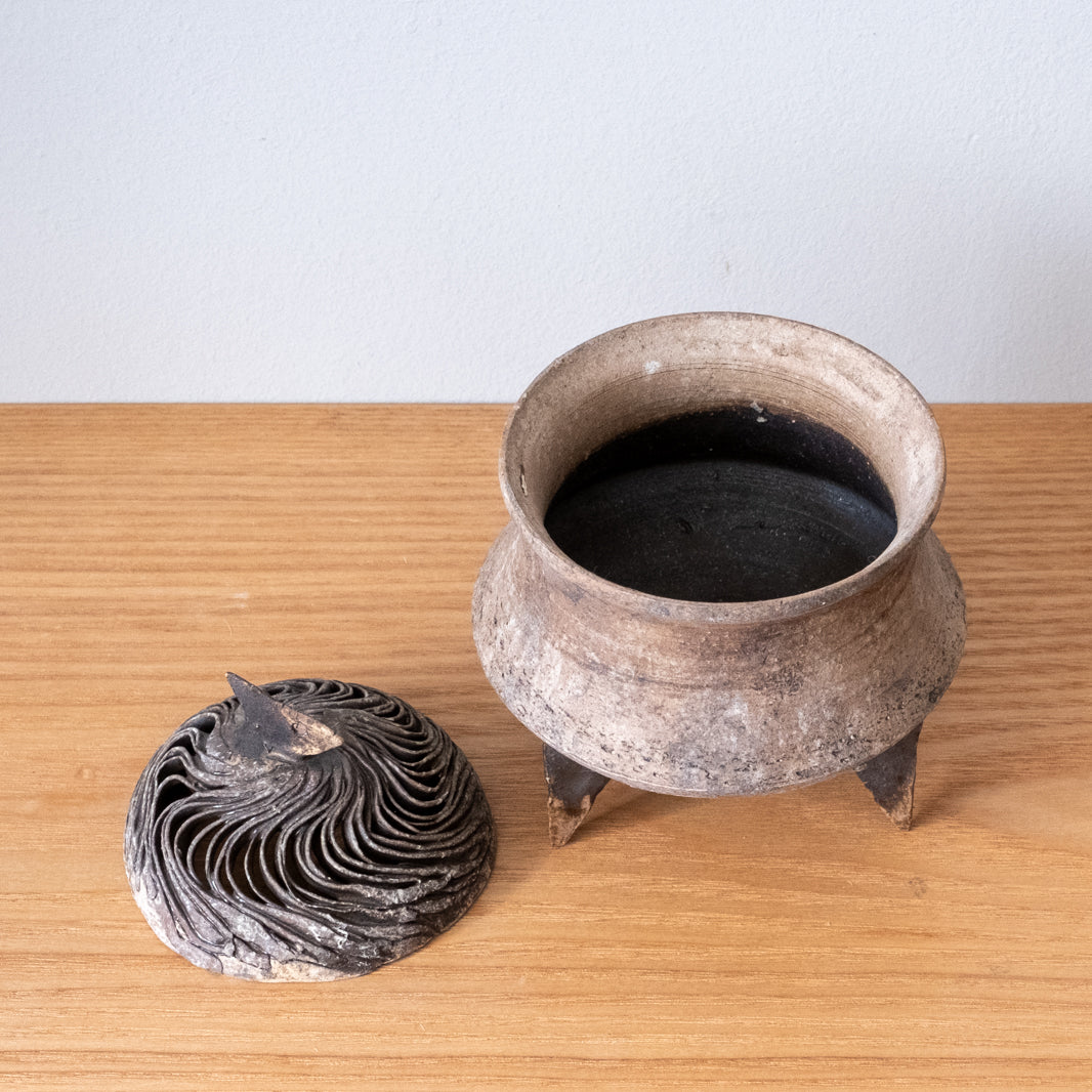 Sekisou Lidded Koh-Ro Incense Container
