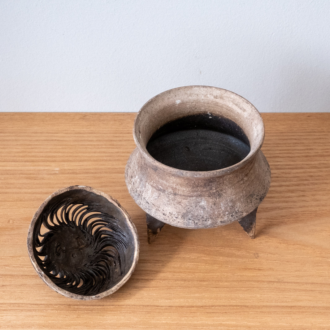 Sekisou Lidded Koh-Ro Incense Container