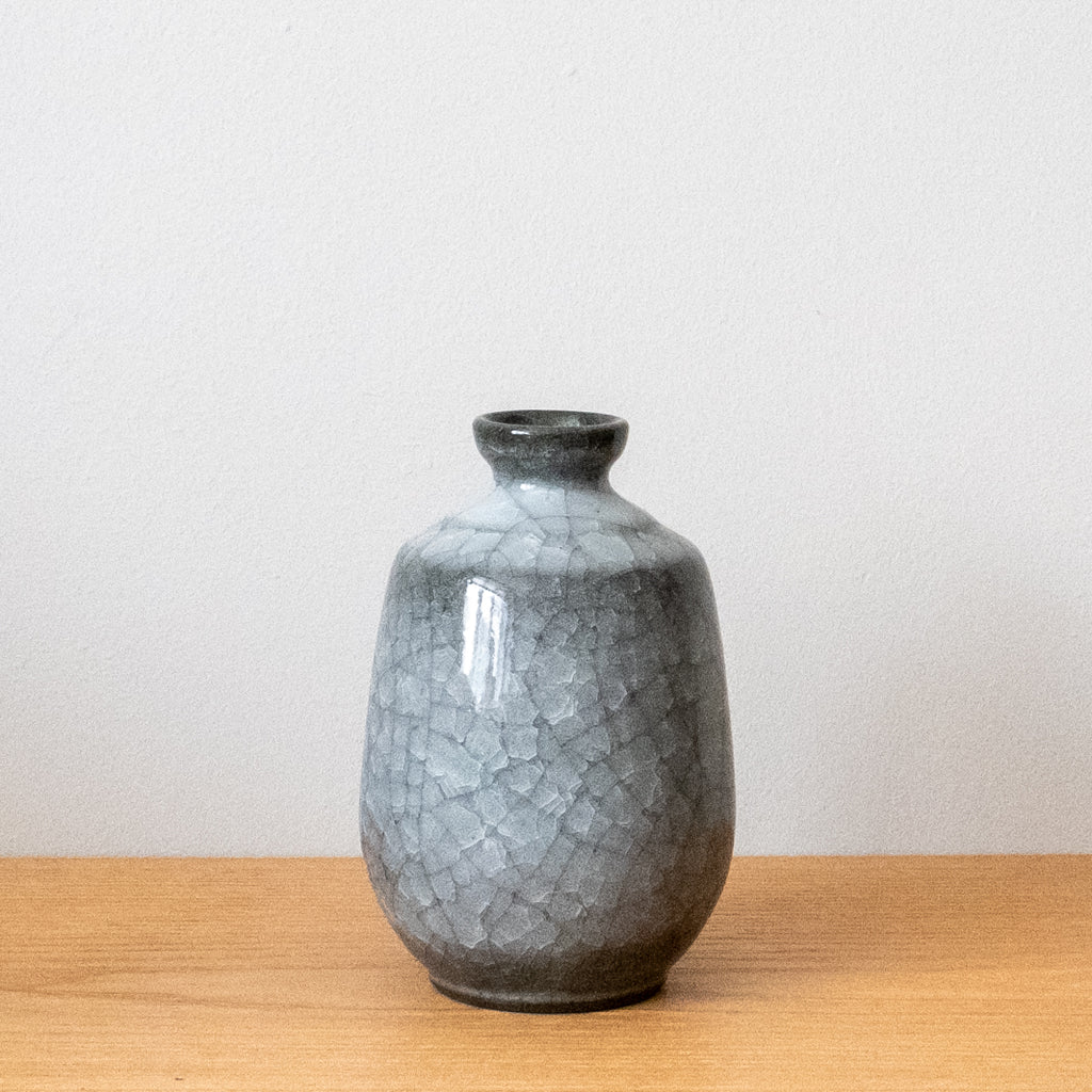 Isunoki Crackle Glaze Japanese Vase