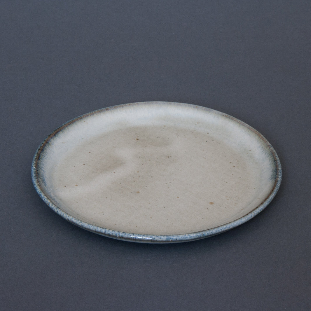 Aratsuchi Earthenware Saucer - Side